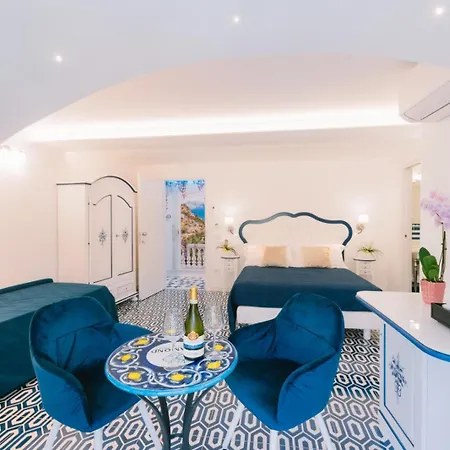 Diamond 3* Равелло